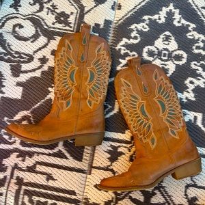 Coconuts by Mattise Cowgirl / Cowboy Boots
